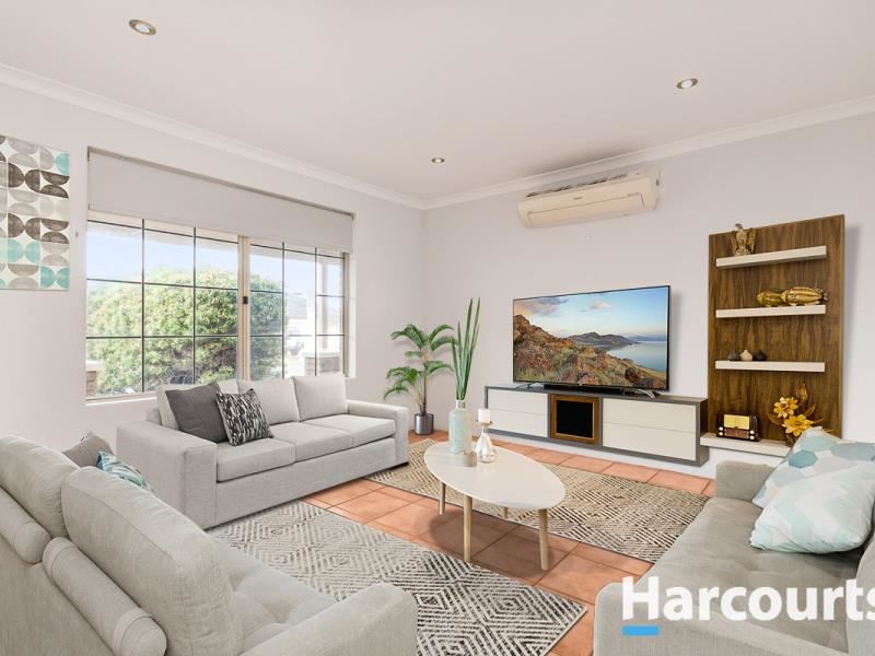 10 Peterborough Drive, Currambine
