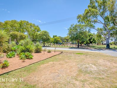 19 Masters Street, Kenwick WA 6107