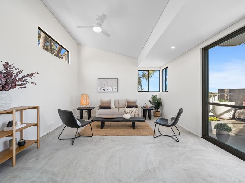 6 Yongka Road, Hamilton Hill