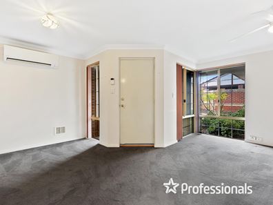 6/27 Magnolia Way, Forrestfield WA 6058