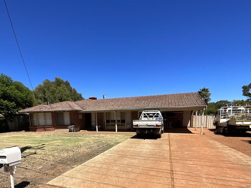 10 Adam Street, Boddington