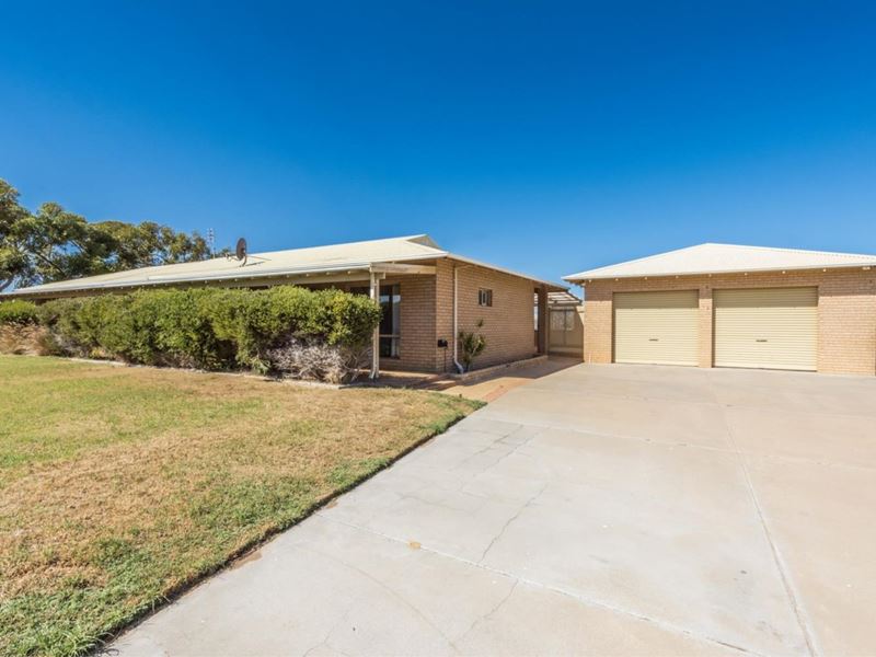 25 Philbey Road, Dongara