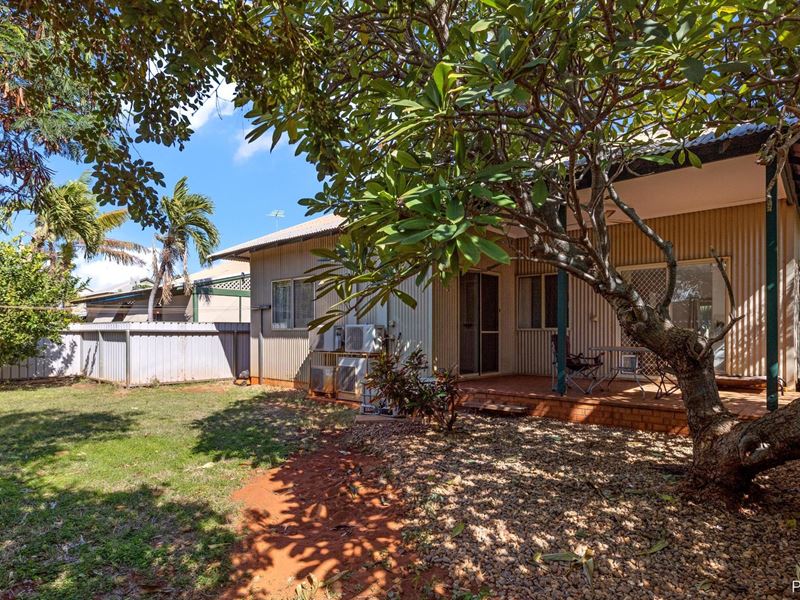 24a Smirnoff Place, Cable Beach