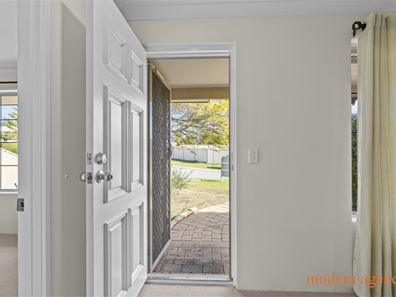 7 Drammen Elbow, Merriwa WA 6030