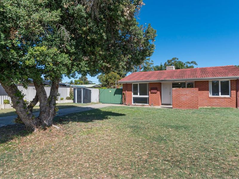 12 Monarch Court, Wanneroo WA 6065