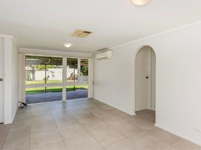 12 Monarch Court, Wanneroo WA 6065