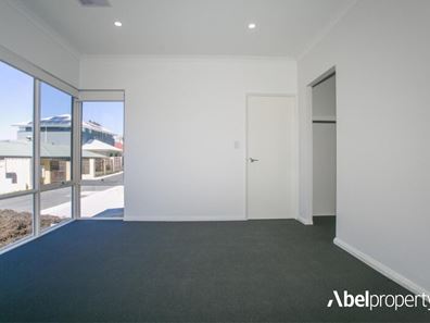 140B Woodside Street, Doubleview WA 6018