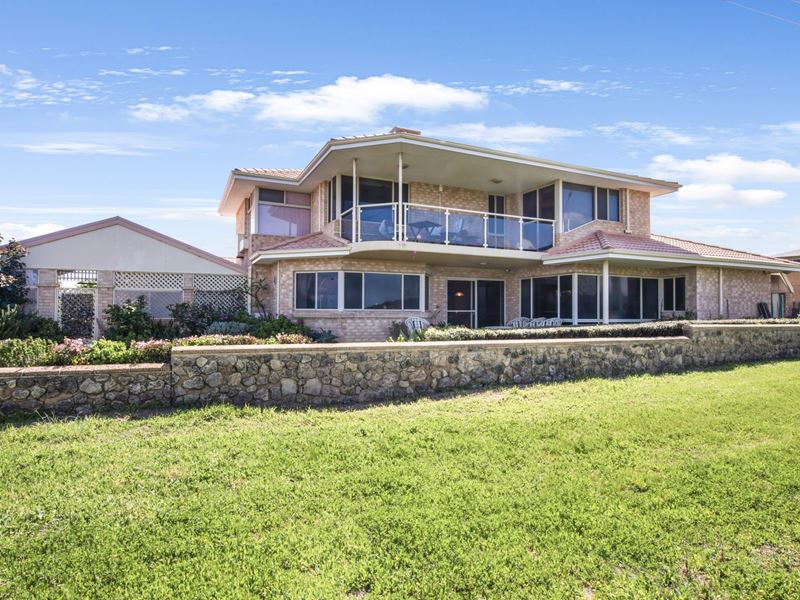 11 Somerset Place, Cape Burney WA 6532