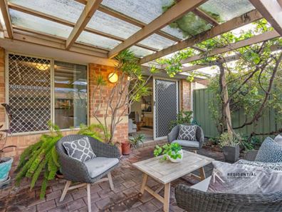 4/40 Farris Street, Innaloo WA 6018