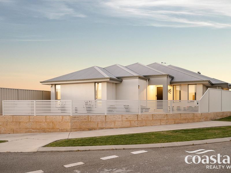 32 Arcoona Ave, Golden Bay