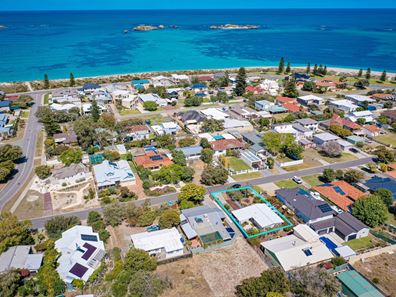 30A Gloucester Avenue, Shoalwater WA 6169