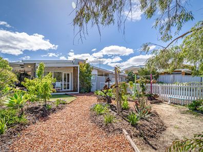 30A Gloucester Avenue, Shoalwater WA 6169