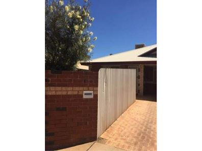 1/2 Cheetham Street, Kalgoorlie WA 6430