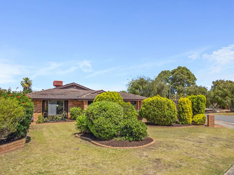 4 Settler Way, Edgewater