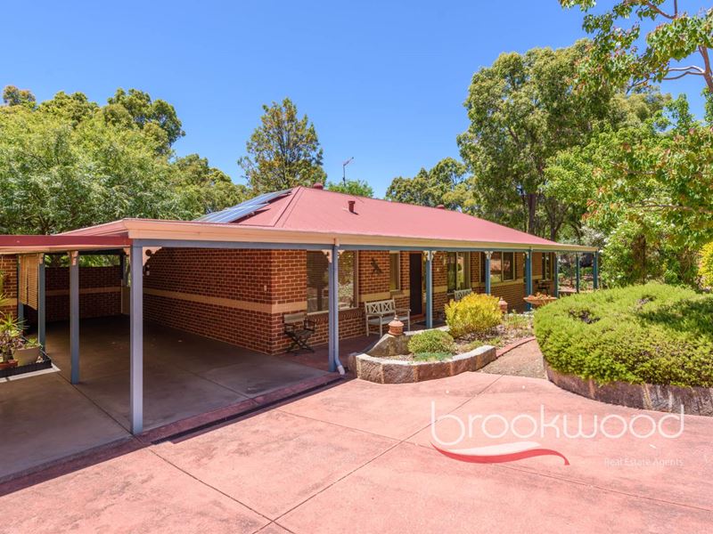 9 Clipson Crescent, Mundaring WA 6073