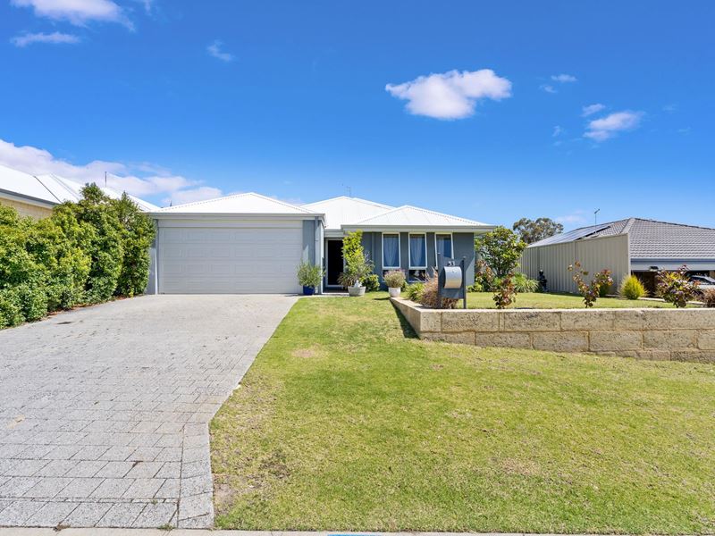 53 Ellinwood Loop, Meadow Springs