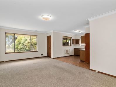 8a Waltham Way, Morley WA 6062