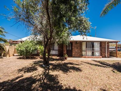 4 Reeve Terrace, Port Denison WA 6525