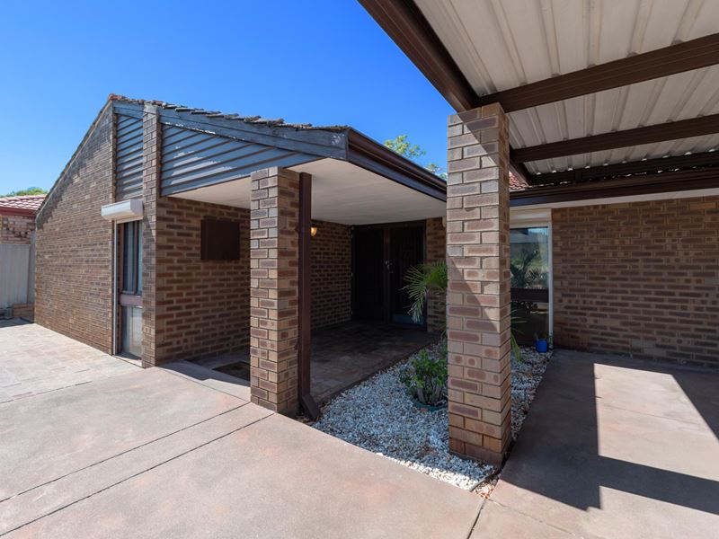 2 Bussell Place, Beechboro WA 6063