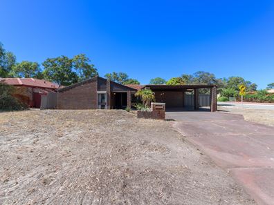 2 Bussell Place, Beechboro WA 6063