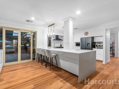 25 Parkstone Retreat, Currambine WA 6028