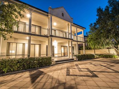 7 Philip Road, Dalkeith WA 6009