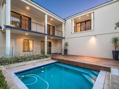 7 Philip Road, Dalkeith WA 6009