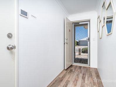 36 Revolution Avenue, Eglinton WA 6034