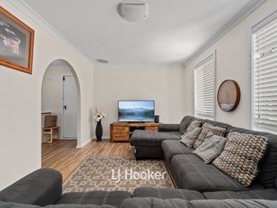 77 Hamilton Road, Eaton WA 6232