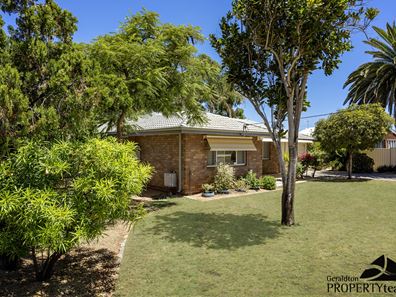 4 Green Street, Bluff Point WA 6530