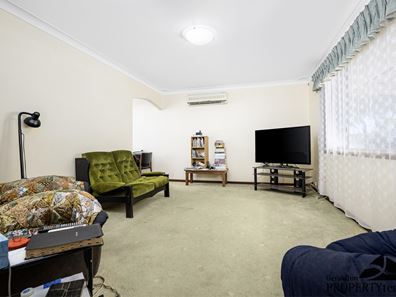 4 Green Street, Bluff Point WA 6530