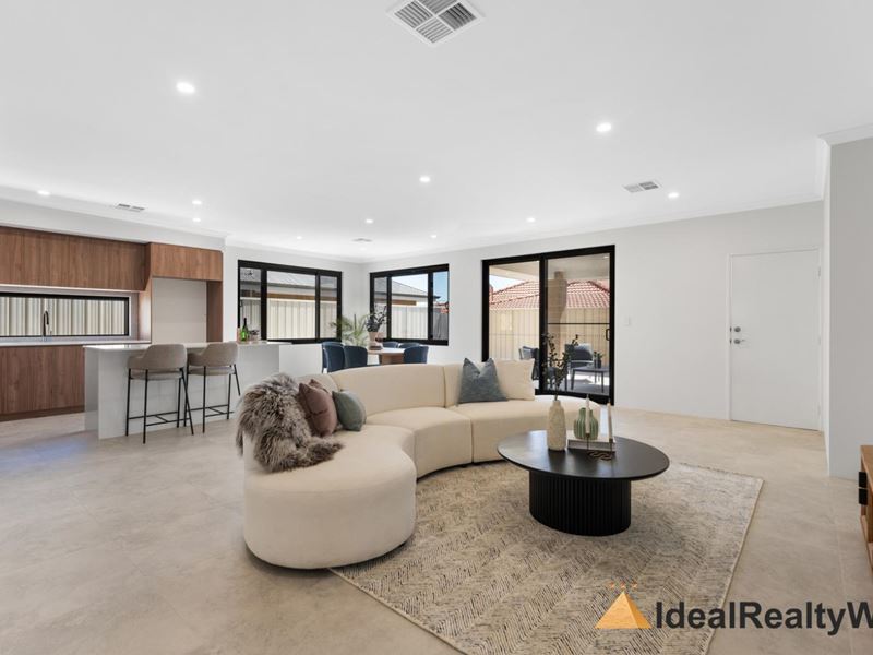 29 Romney Way, Parkwood WA 6147