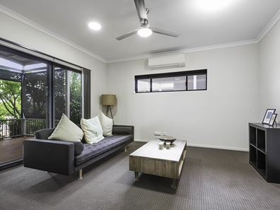 15 Bowerbird Drive, Nickol WA 6714