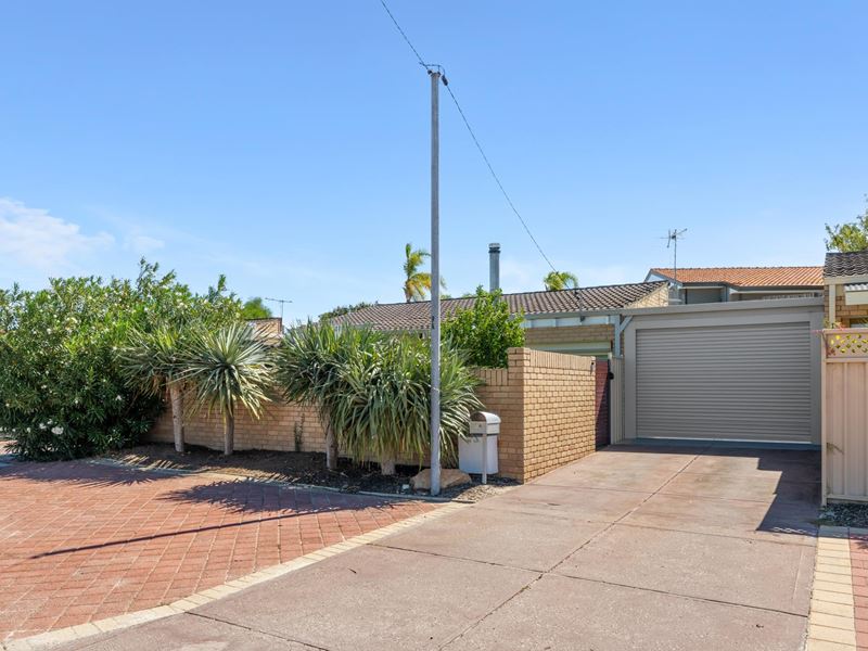 9a Maritana Road, Kallaroo WA 6025