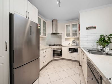 15 Gilfellon Road, Stoneville WA 6081