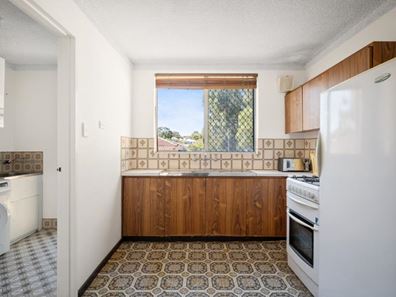 10/80 Samson Street, White Gum Valley WA 6162