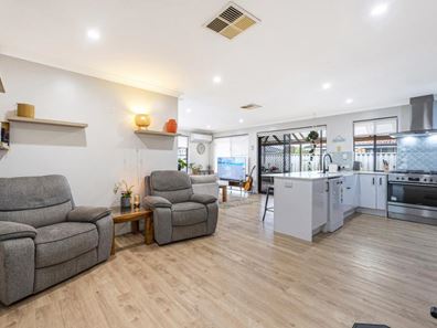 15 Anguilla Court, Secret Harbour WA 6173