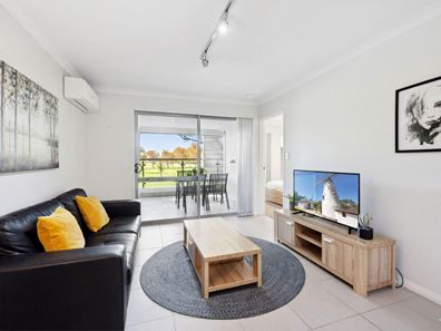 6/24 Westralia Gardens, Rockingham WA 6168