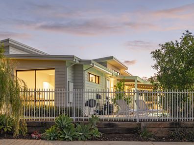 13 Durban Way, Dunsborough WA 6281
