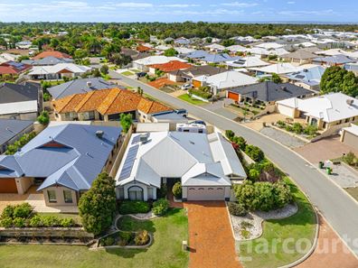 31 Petit Loop, Dudley Park WA 6210