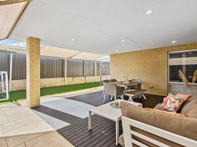27 Haga Parkway, Landsdale WA 6065