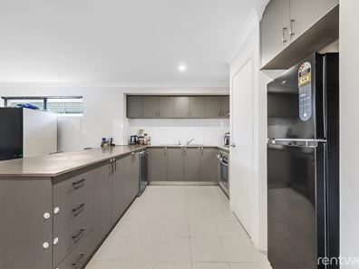 18 Cascade Road, Wandi WA 6167