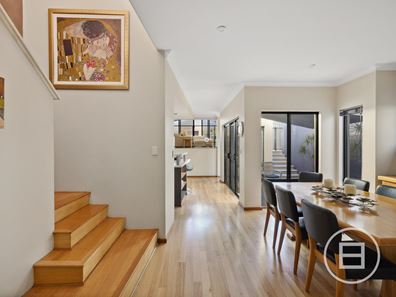19 Edinboro Street, Mount Hawthorn WA 6016