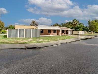 41 Parkfield Road, Kelmscott WA 6111