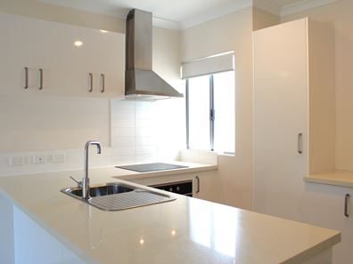 2/5 Cleaver Terrace, Rivervale WA 6103