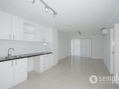 8/12 Westralia Gardens, Rockingham WA 6168