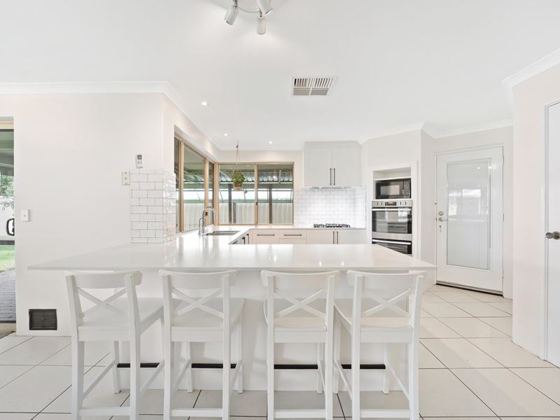 22 Aldinga Place, Waikiki WA 6169