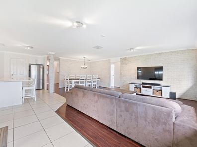 22 Aldinga Place, Waikiki WA 6169