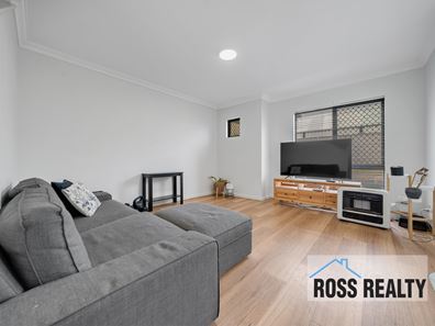 2/3 Stanbury Crescent, Morley WA 6062