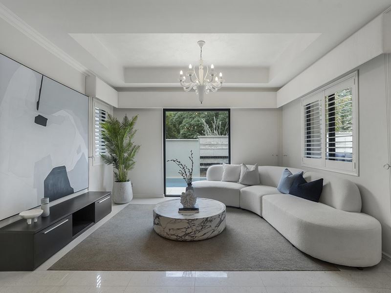 90 Kalgoorlie Street, Mount Hawthorn WA 6016